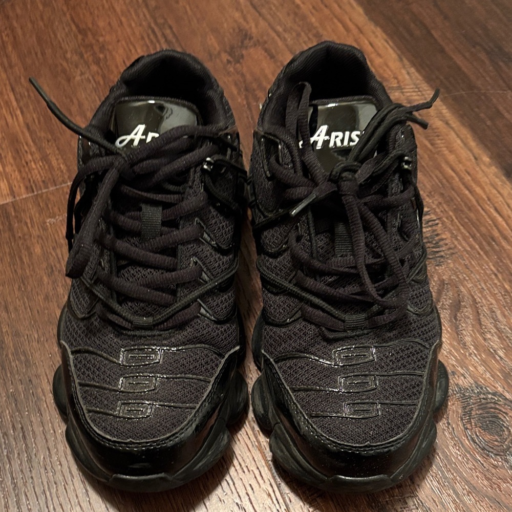 Steel Toe shoes